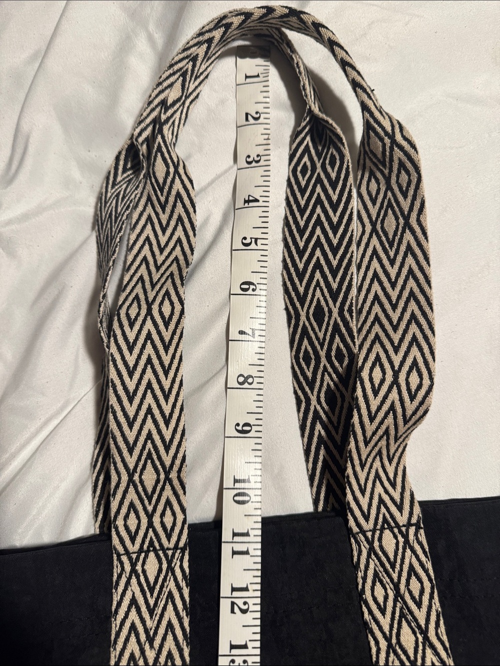 Universal Threads Tote - Picture 5 of 7